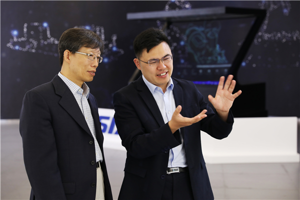 1558406095510359.jpg 王总接待.jpg