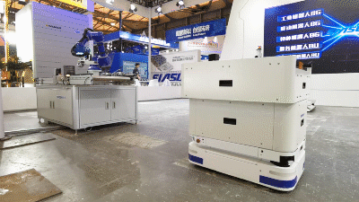 1635322044338137.gif 新松SC-300标准移动机器人自主配送.gif