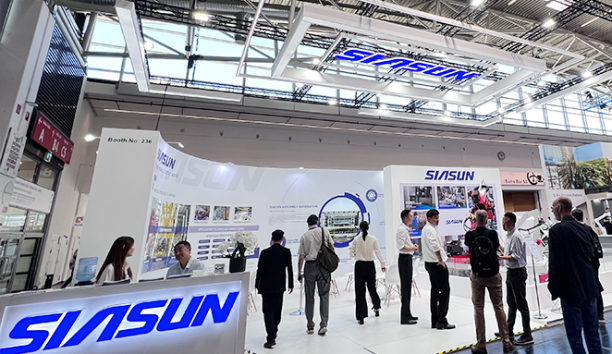 解码未来智造新范式——直击新松2025德国慕尼黑Automatica展会现场